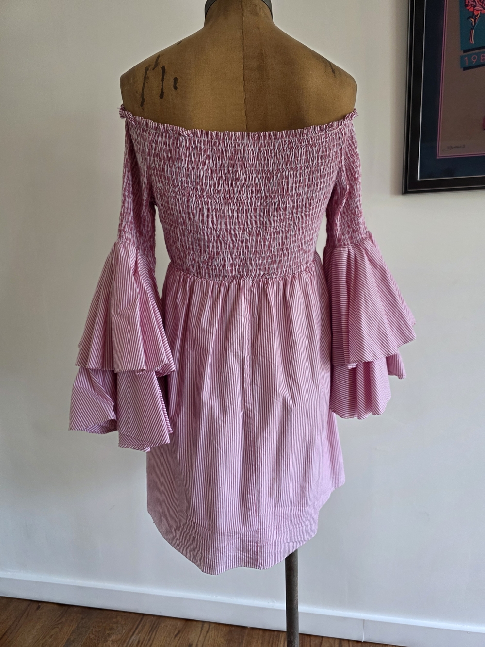 Gianni Bini Off Shoulder Smocked Ruffle Sleeve Dress Large Pink And White Stripe - Picture 4 of 7